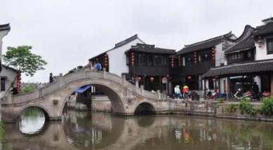 探索长沙两女子晚上住酒店,密码锁被陌生人解开,酒店对此是如何回应的?知识星球,解锁未知领域!